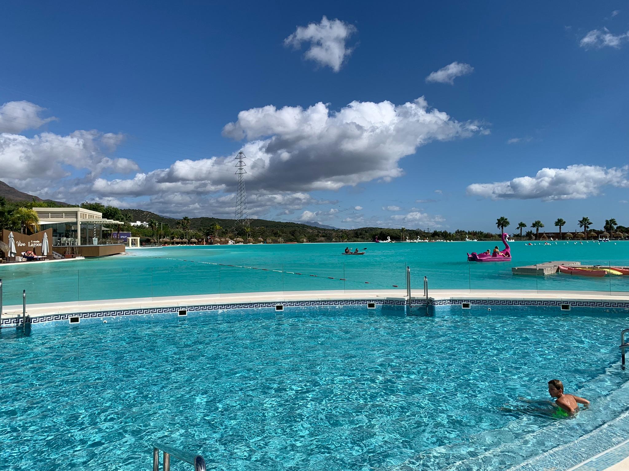 Frontline Golf Penthouse Lagoon & SPA – EHHouse