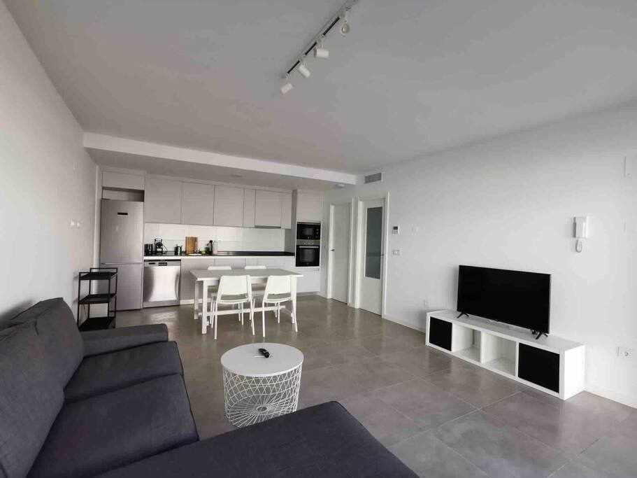 El Cantal First line 2 bedroom apartment: Apartment for Rent in Mojácar, Almería