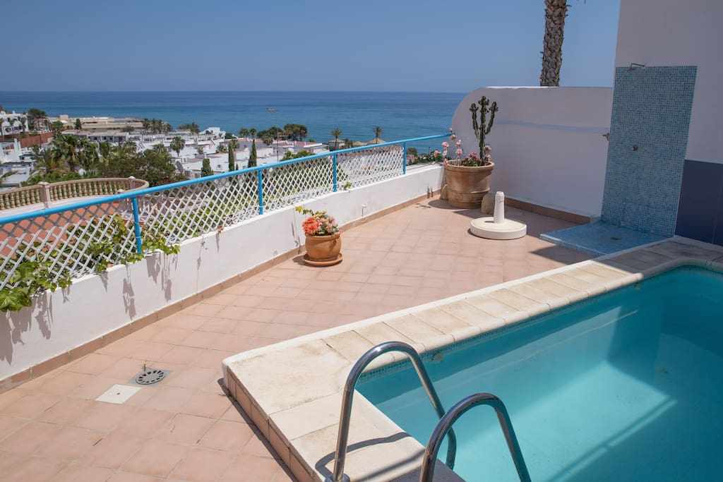 Moderna casa de 3 dormitorios con hermosas vistas: Villa en alquiler en Mojácar, Almería