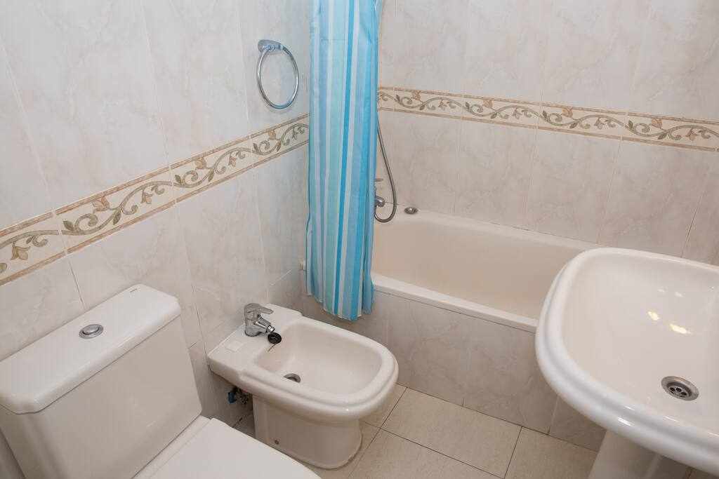 Oasis del Mar I (IV), 2 minute walk to the beach: Apartment for Rent in Mojácar, Almería