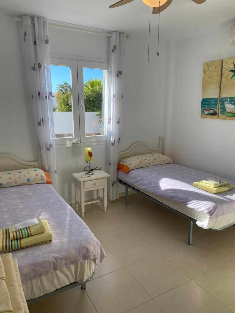 Apartment with beautiful terrace in the sun Oasis5: Apartment for Rent in Mojácar, Almería