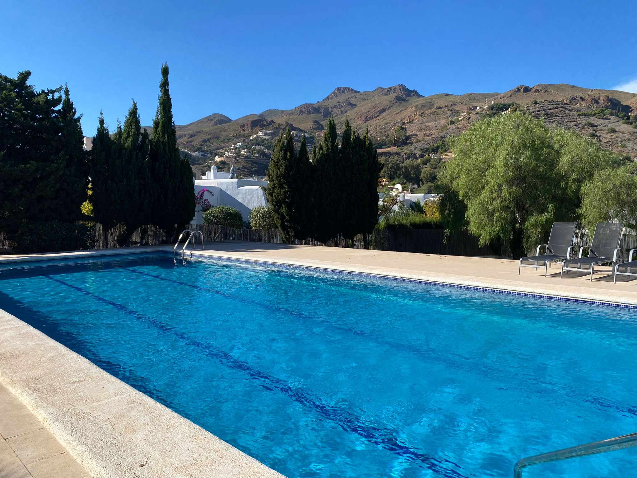 Hermosa villa con piscina privada y amplia terraza: Villa en alquiler en Mojácar, Almería