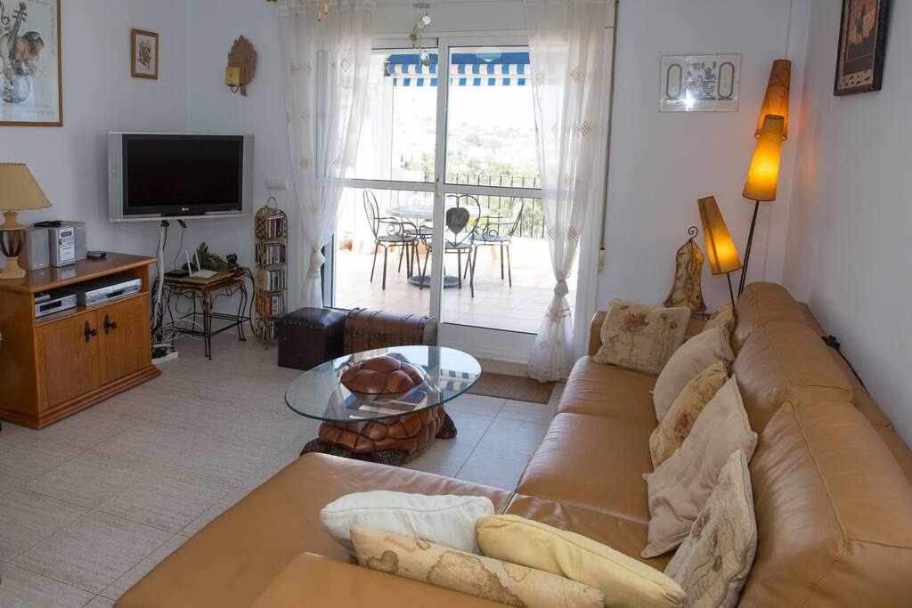 Hermoso apartamento con vistas al mar Mediterráneo: Apartamento en alquiler en Mojácar, Almería