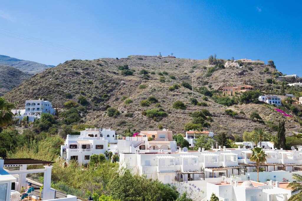 Hermoso apartamento con vistas al mar Mediterráneo: Apartamento en alquiler en Mojácar, Almería