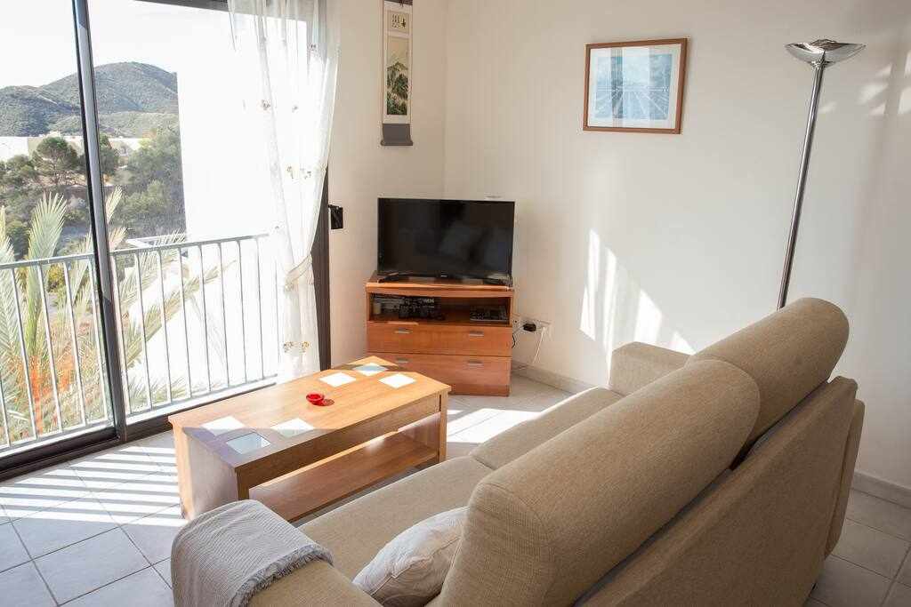 Macenas  VII, Lovely 2/3 Bedroom: Apartment for Rent in Mojácar, Almería