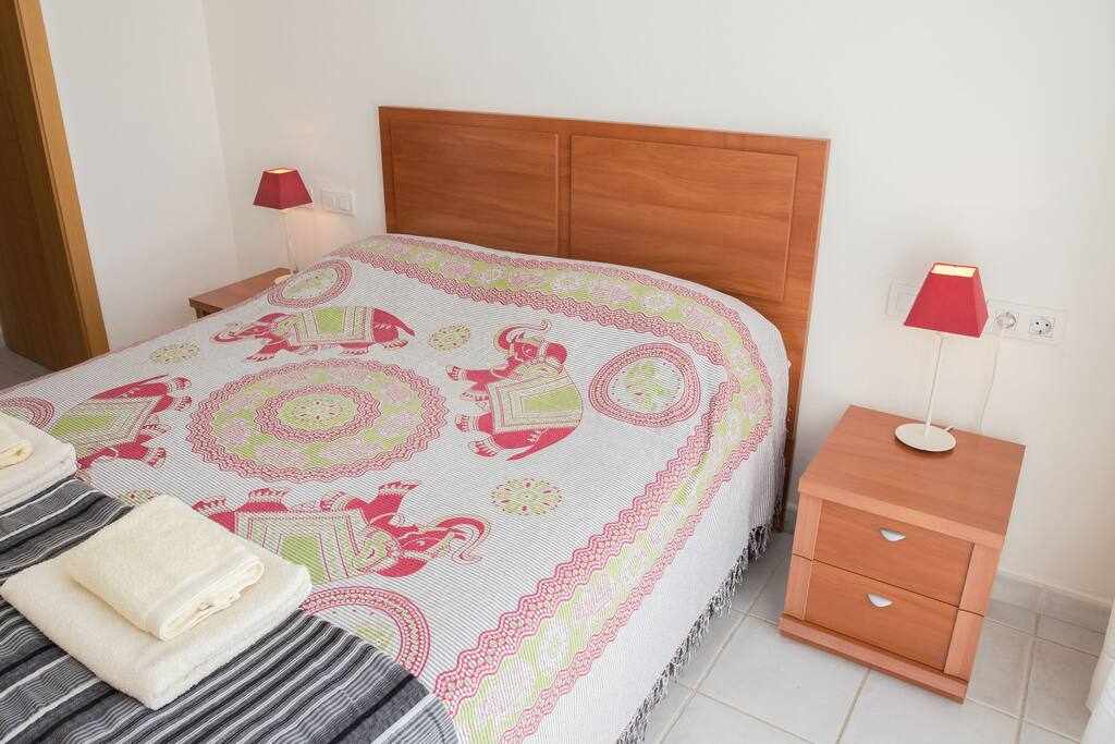 Macenas  VII, Lovely 2/3 Bedroom: Apartment for Rent in Mojácar, Almería