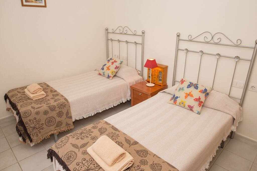 Macenas  VII, Lovely 2/3 Bedroom: Apartment for Rent in Mojácar, Almería
