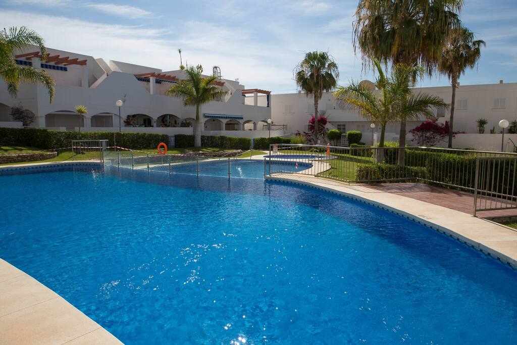 Oasis del Mar I (XXXIII): Apartment for Rent in Mojácar, Almería