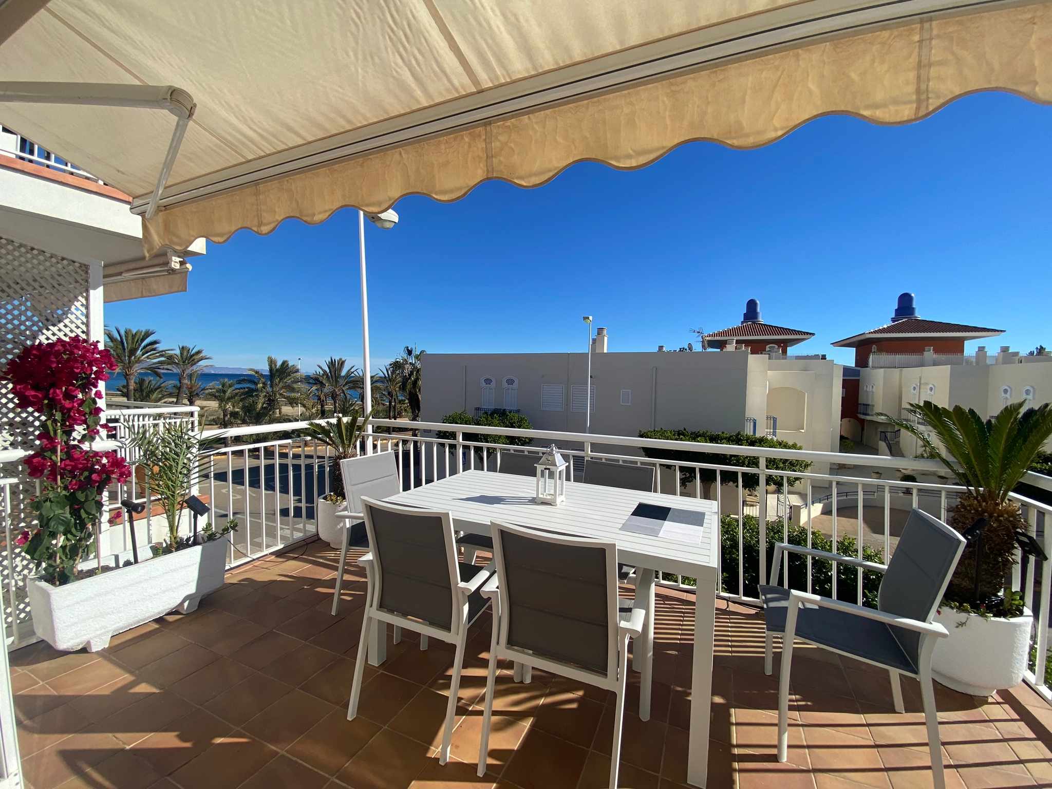 Spectacular apartment, cosy for a happy rest: Apartment for Rent in Mojácar, Almería
