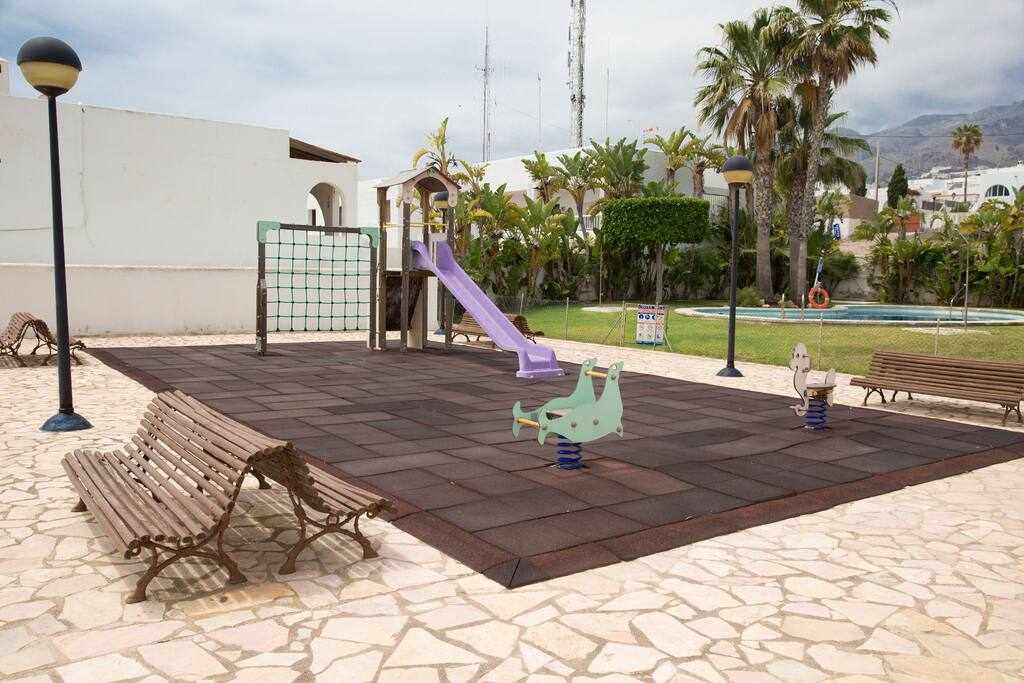 Bello apartamento ideal para familias : Apartamento en alquiler en Mojácar, Almería