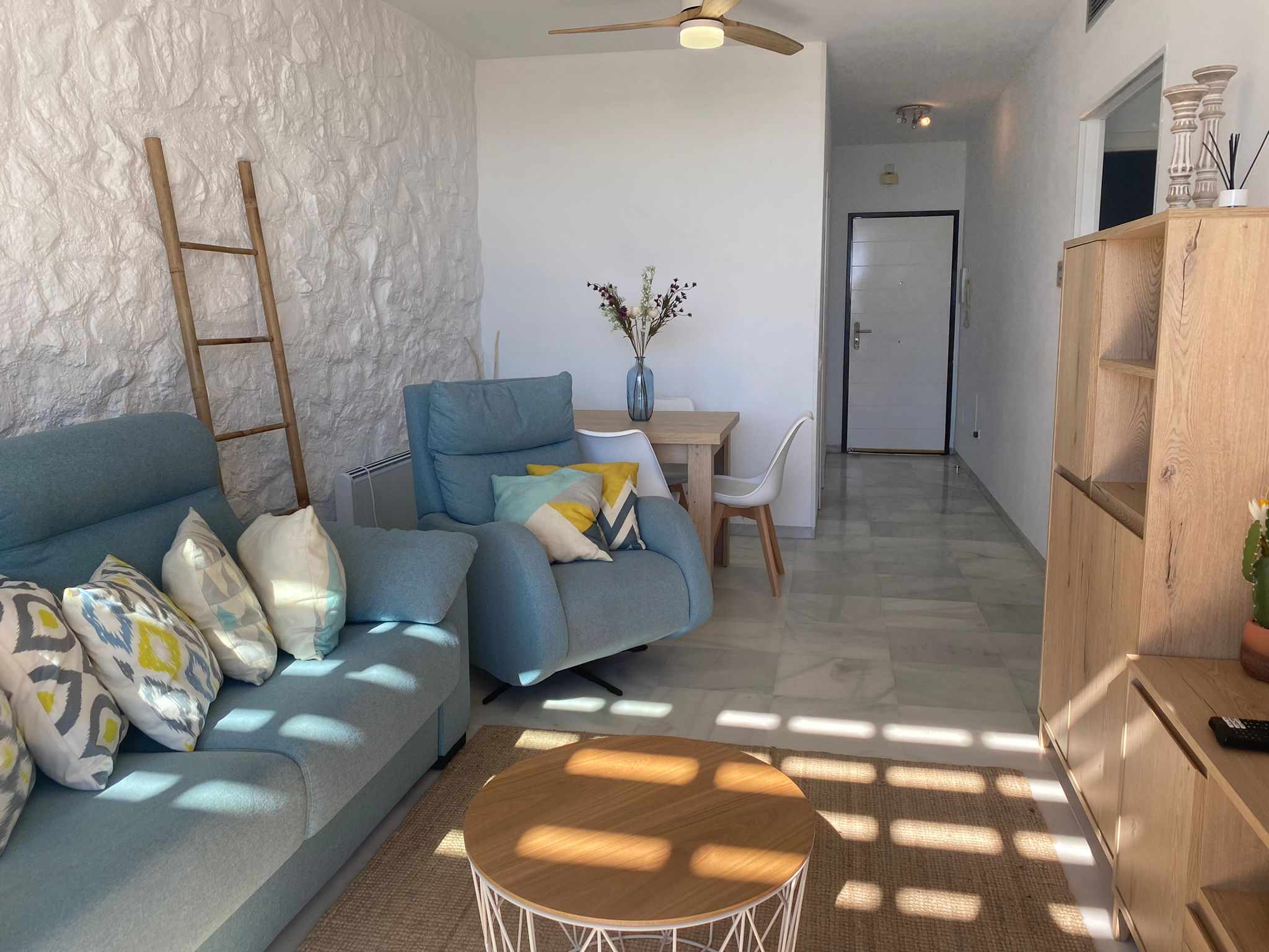 Bello apartamento ideal para familias : Apartamento en alquiler en Mojácar, Almería