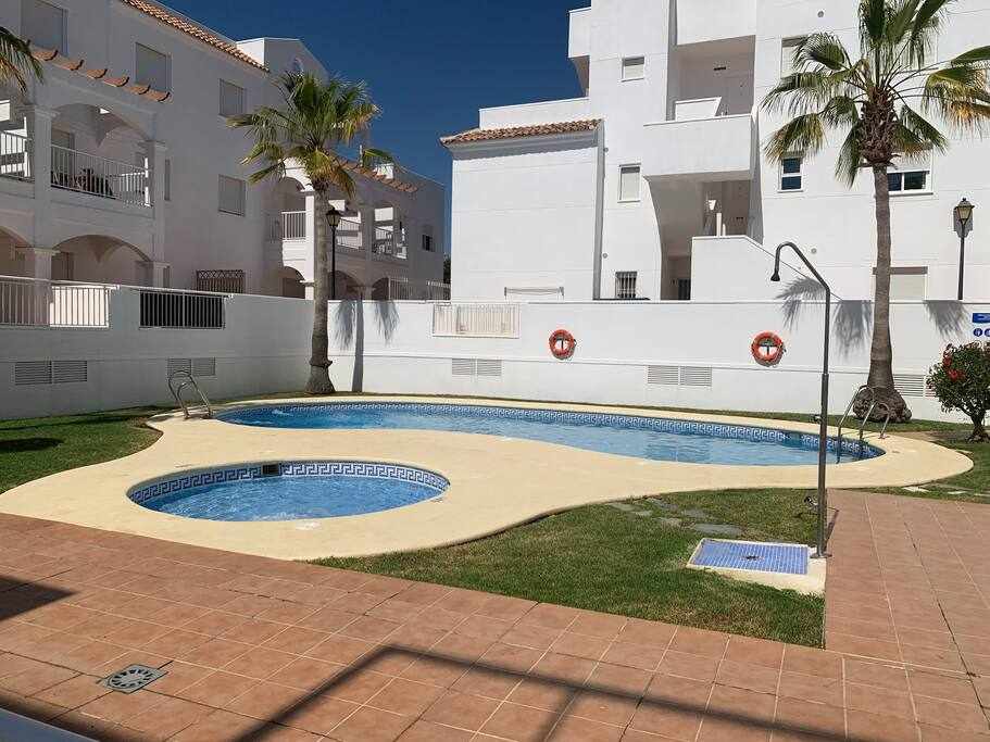 Apartamento cercano a playas y campo de golf: Apartamento en alquiler en Mojácar, Almería