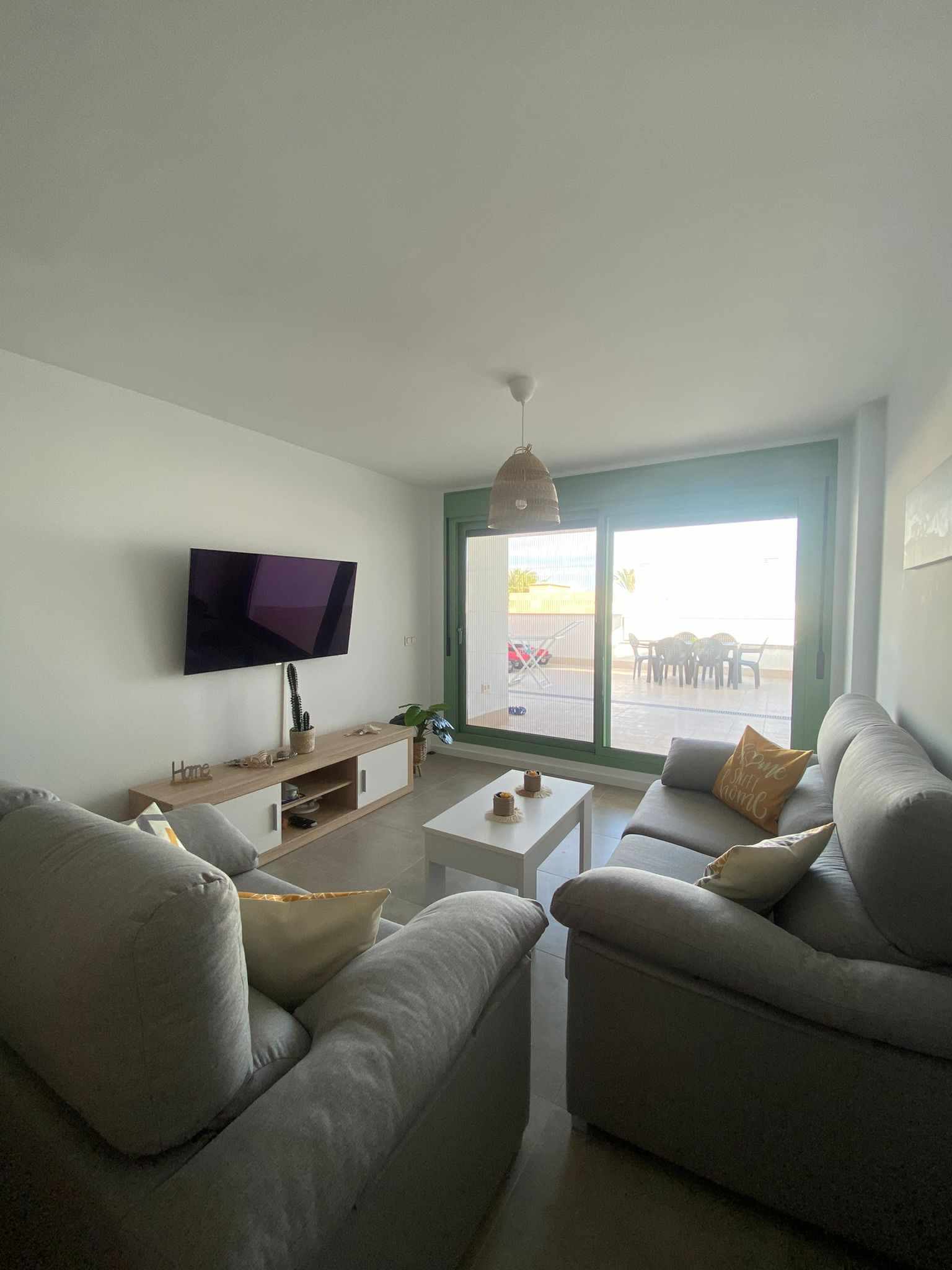 Impresionante apartamento de nueva construcción : Apartamento en alquiler en Mojácar, Almería