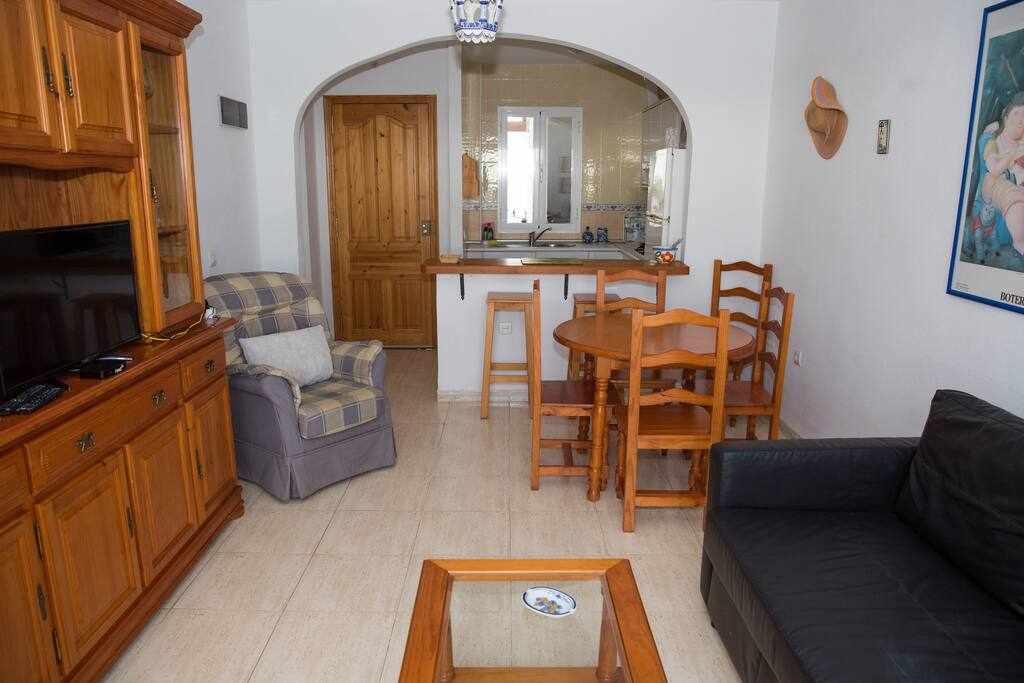 Apartment a few meters from the beach with pool: Apartment for Rent in Mojácar, Almería