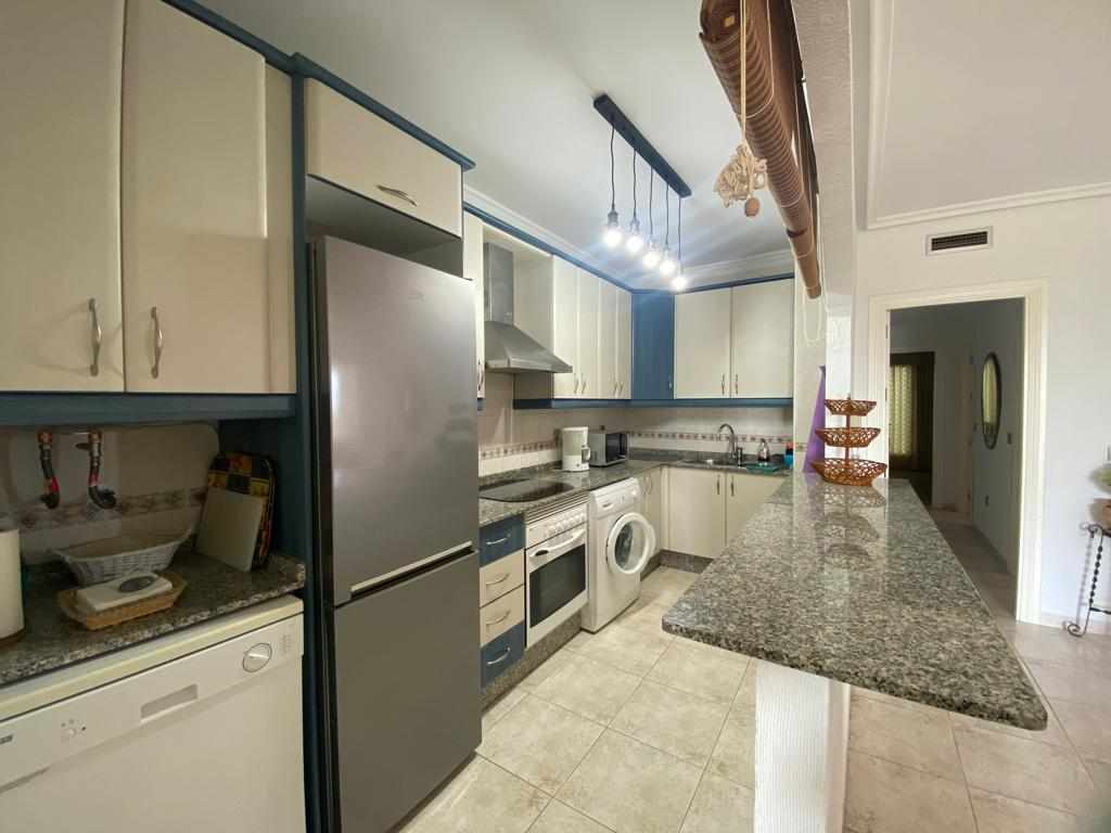 Los Zahoríes spacious apartment: Apartment for Rent in Mojácar, Almería