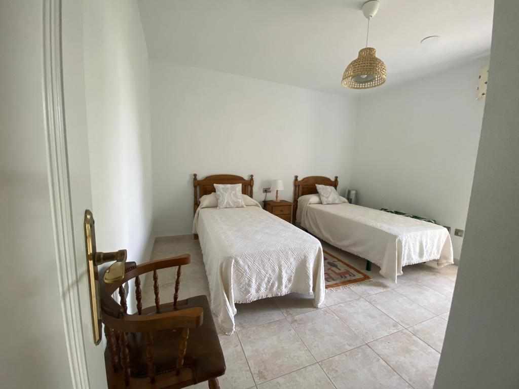 Los Zahoríes spacious apartment: Apartment for Rent in Mojácar, Almería