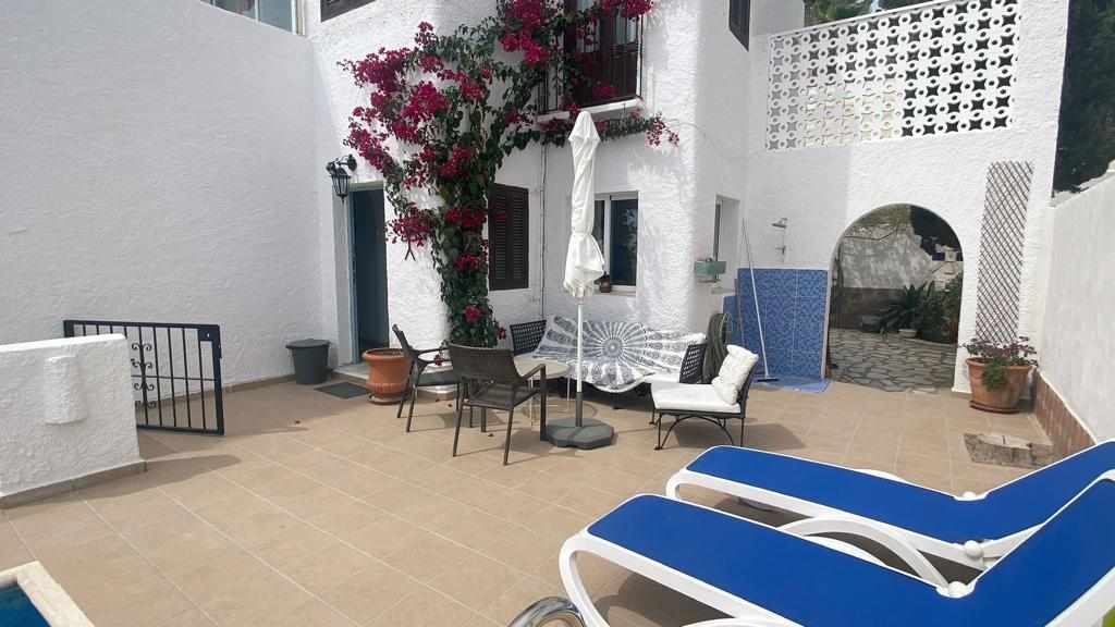 Casa Carrie - Ideal for families: Villa for Rent in Mojácar, Almería