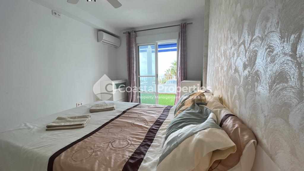 Residencial Oasis 11: Apartment for Rent in Mojácar, Almería