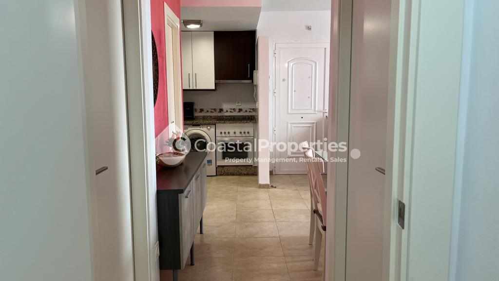Residencial Oasis 11: Apartment for Rent in Mojácar, Almería