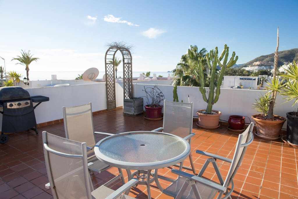 Acogedor apartamento con extensa terraza soleada: Apartamento en alquiler en Mojácar, Almería