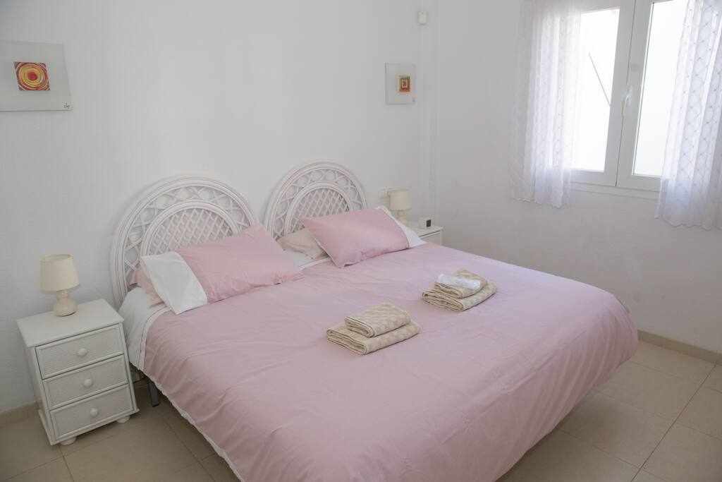 Cozy apartment with large sunny terrace: Apartment for Rent in Mojácar, Almería