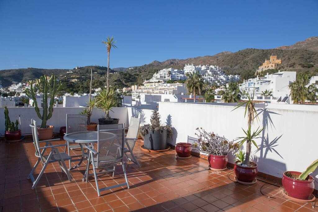 Acogedor apartamento con extensa terraza soleada: Apartamento en alquiler en Mojácar, Almería