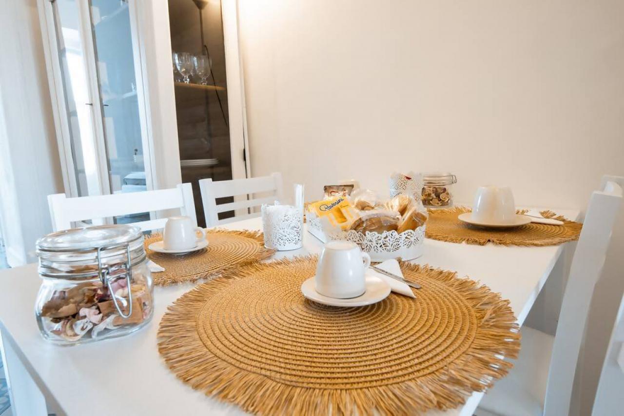 Shabby Chic Apartment 3
