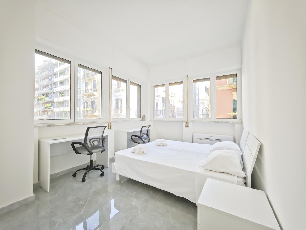 Amedeo Suite 1