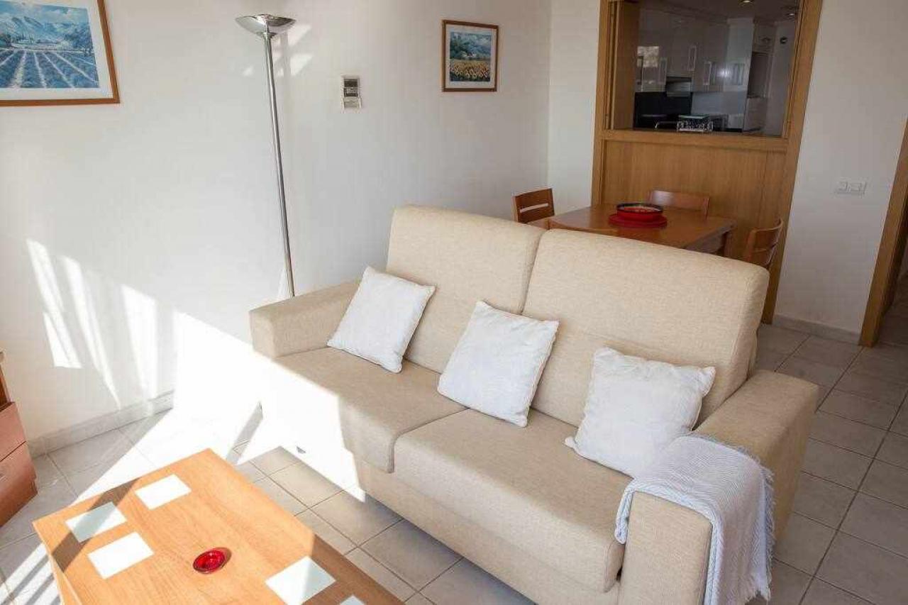 Apartamento soleado con terraza privilegiada: Apartamento en alquiler en Mojácar, Almería