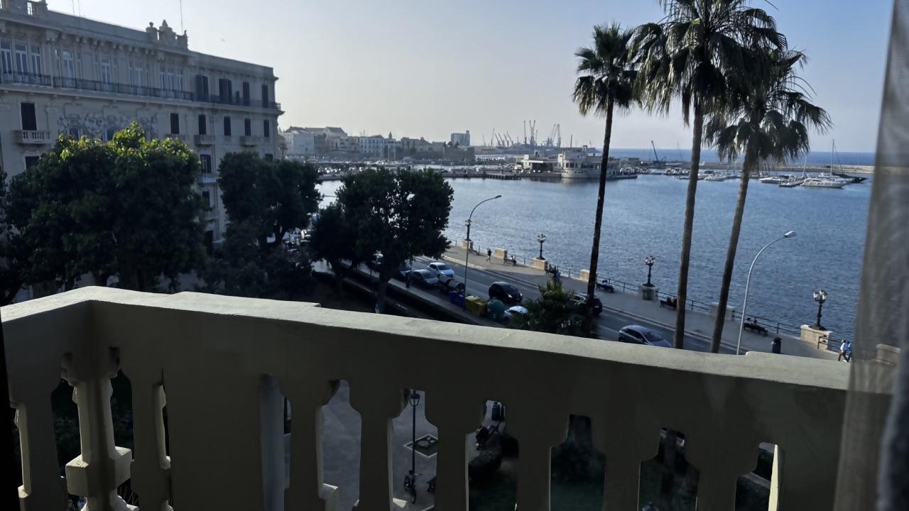 Adua del Mar 4