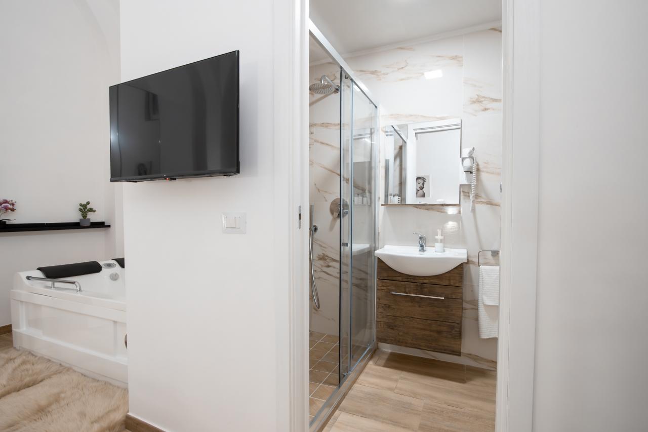 La Pigna Suite 3 3