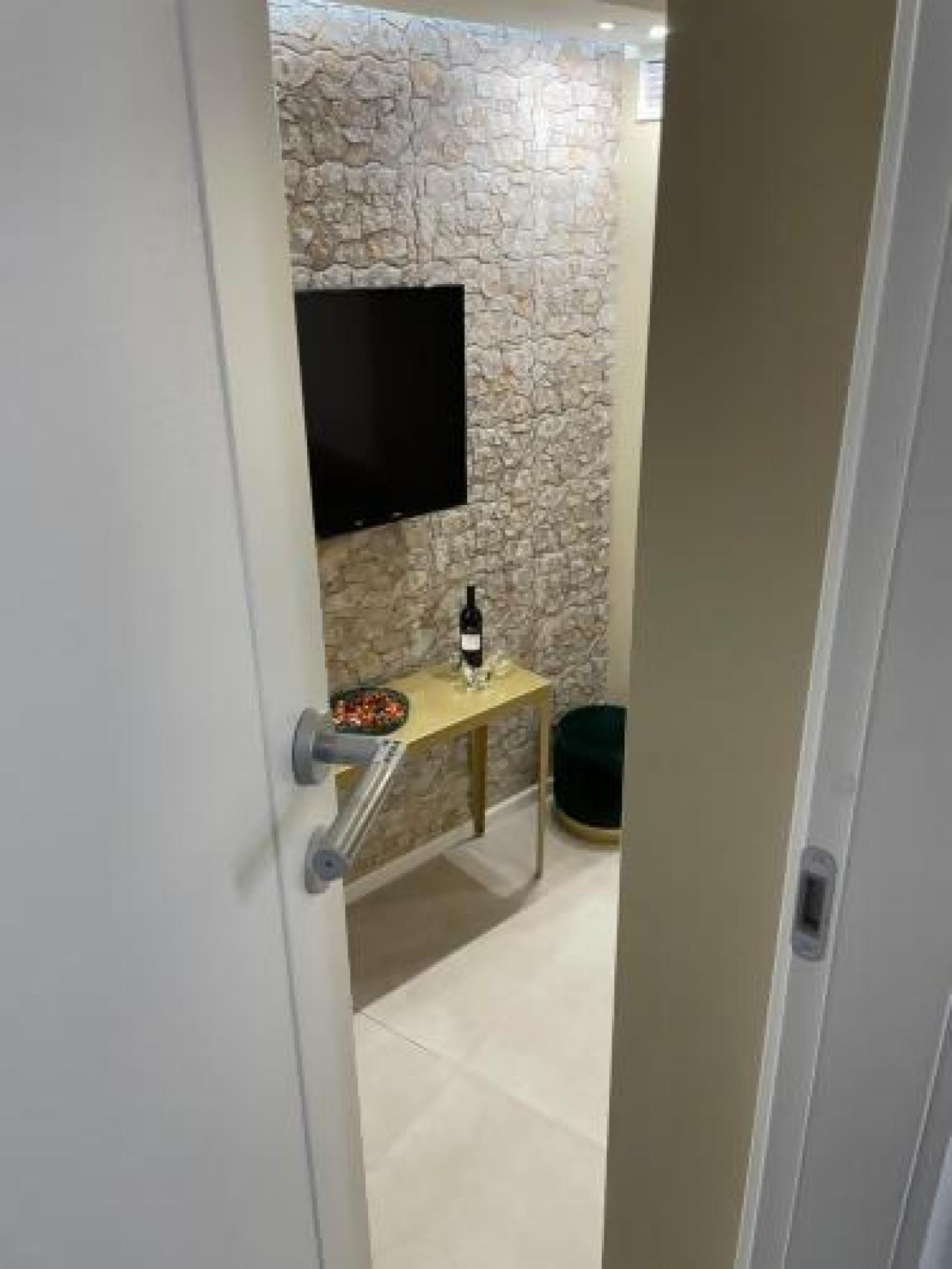 Luxury Room 2