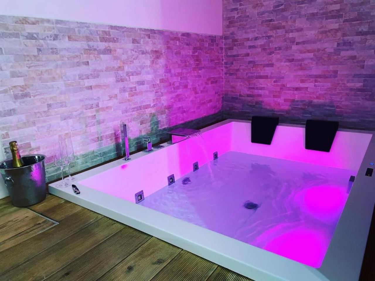 Luxury Room 1